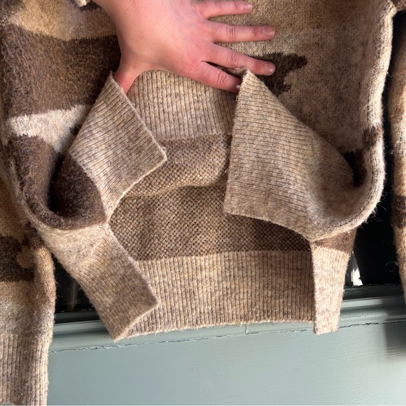 Anthropologie Moth Marjorie Camo Print Comfy Pullover Knit Sweater Neutral M - Picture 7 of 10